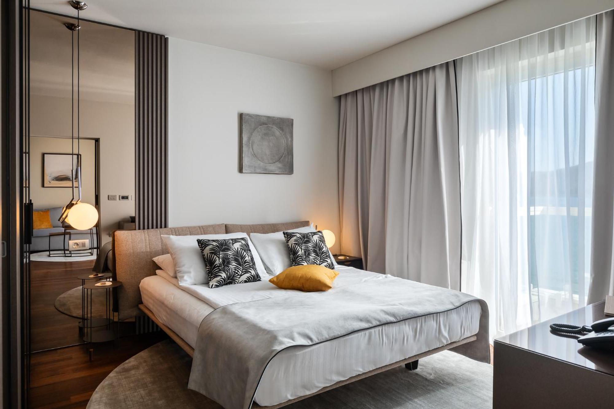 Boutique Adoral 4*