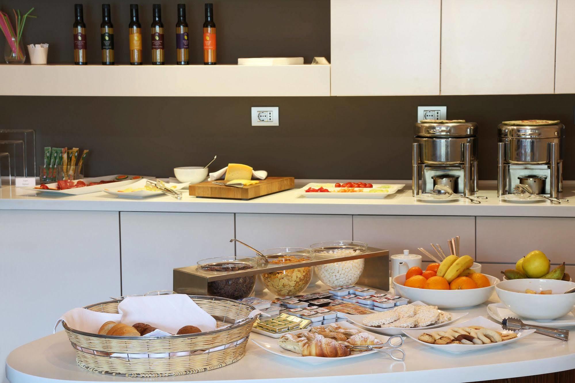 Boutique Adoral 4*