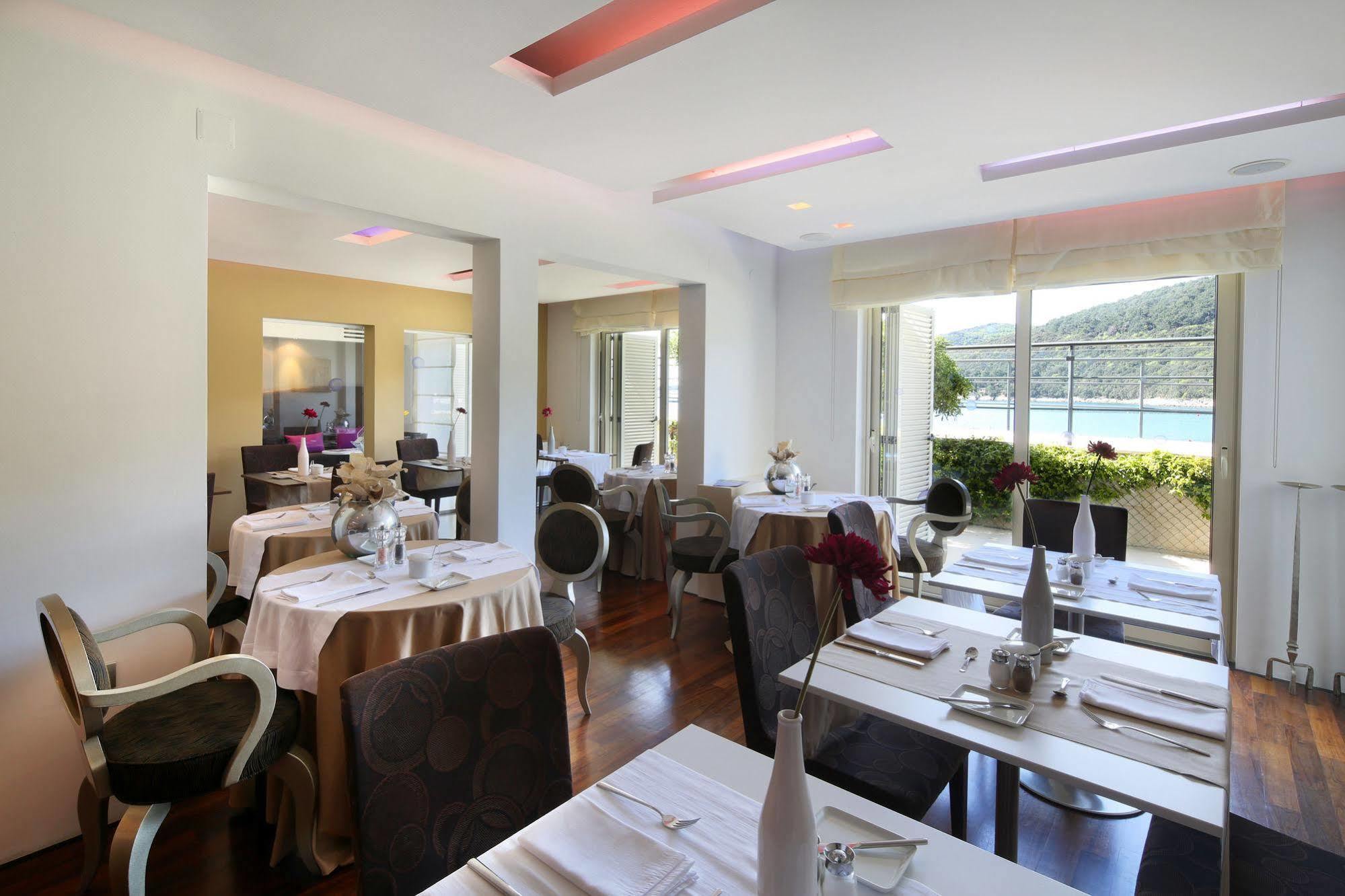 Boutique Adoral Hotel 4*